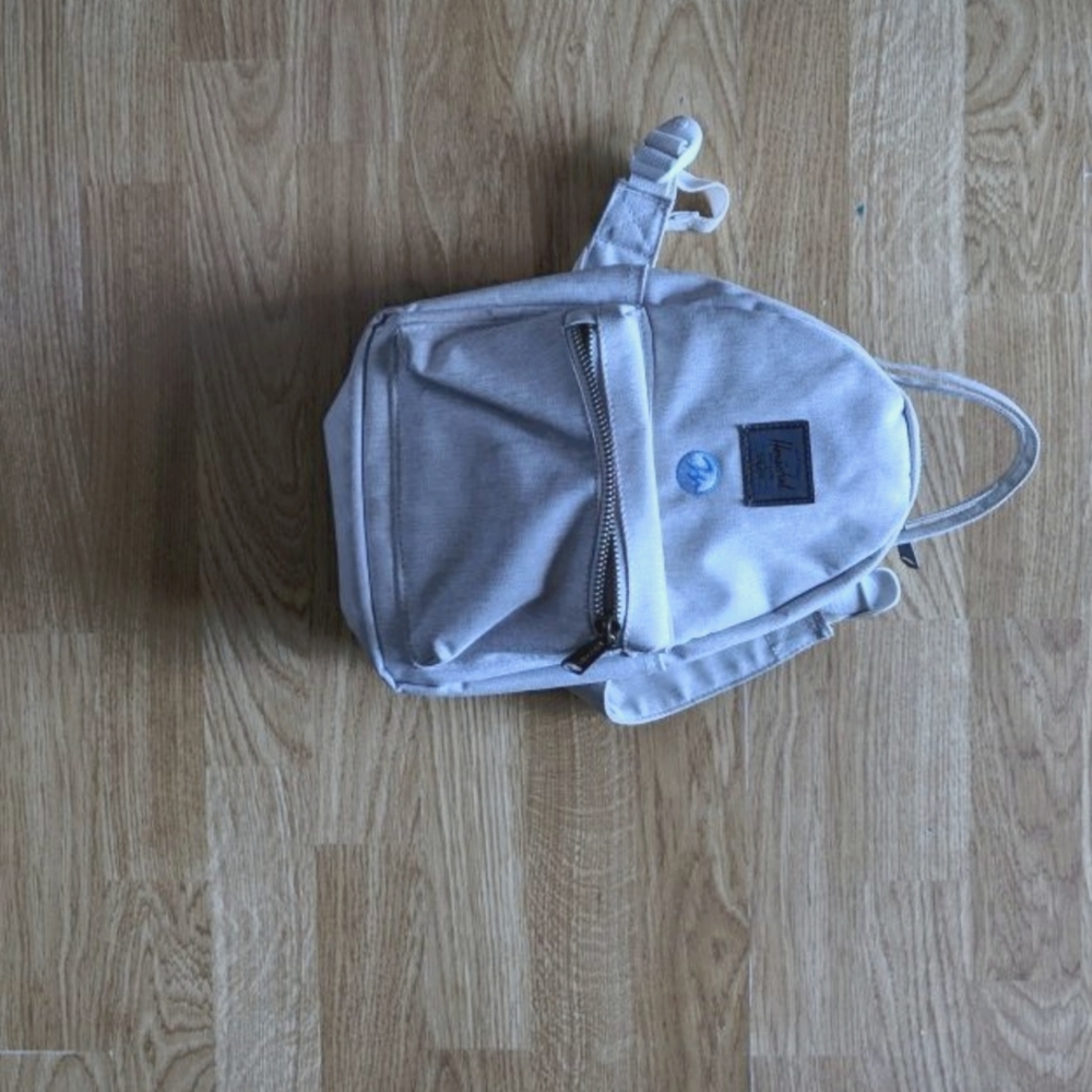 Herchel back pack